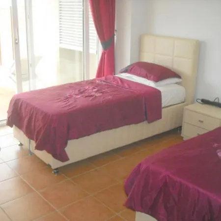 Babylon Bliss Is A Unique 3 Bed 3 Bath Duplex Home With Its Own Private Pool 아파트 *